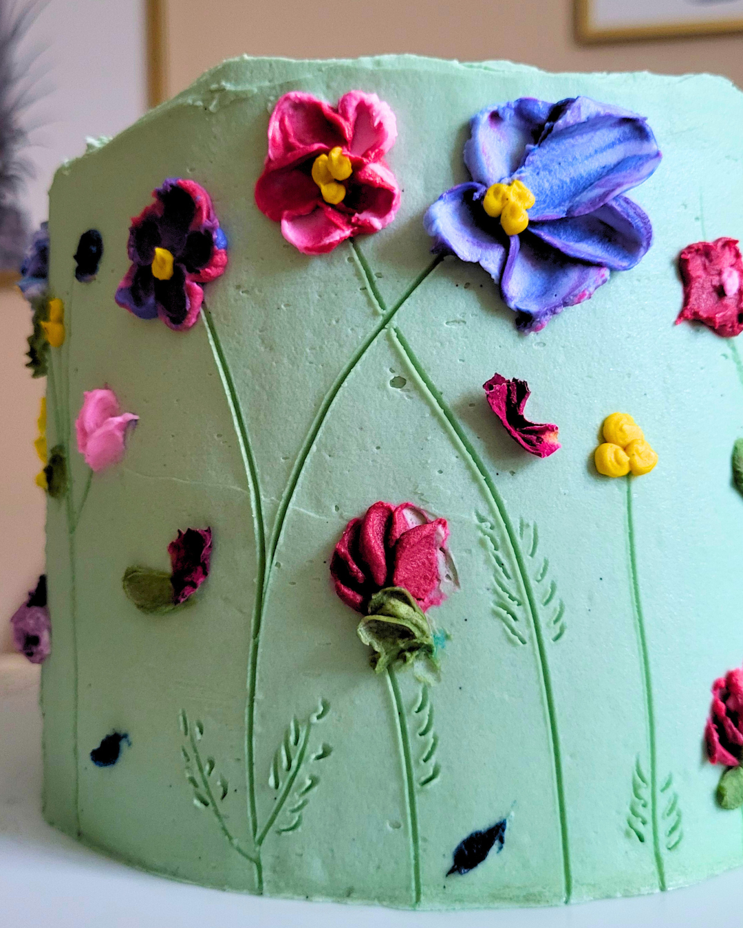 Cake Buttercream Painted